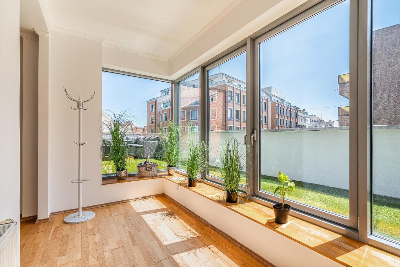 Penthouse Three Bedrooms, Three Balconies Apartment With Free Parking In Kiraly Street Budapest Exterior photo